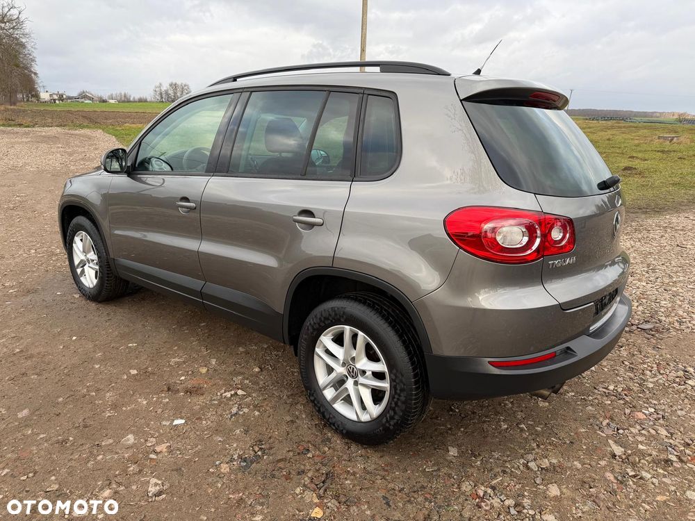 Volkswagen Tiguan - 6