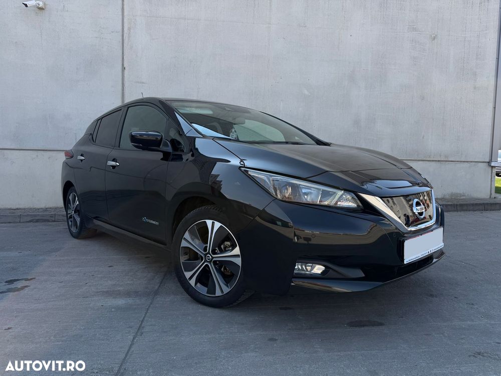 Nissan LEAF 40 kWh N-Connecta - 9