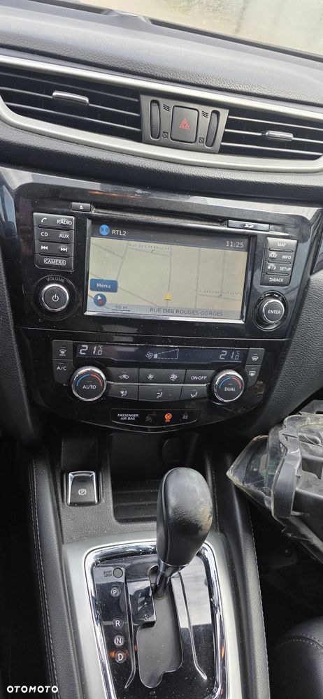 Nissan Qashqai 1.6 dCi Xtronic TEKNA+ - 17