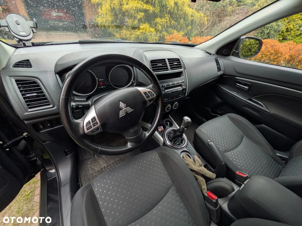 Mitsubishi ASX - 8