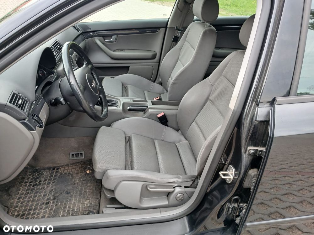 Audi A4 Limousine - 25