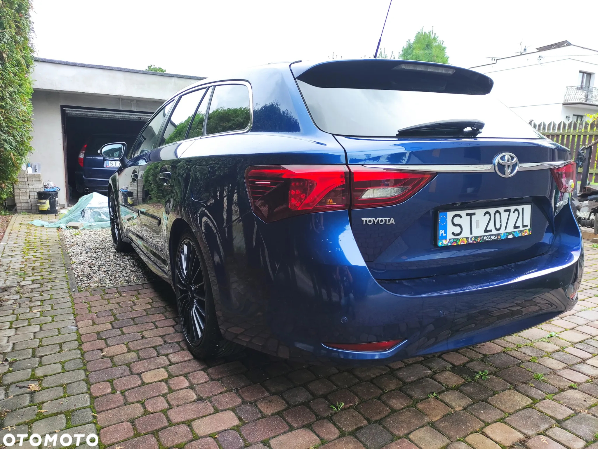 Toyota Avensis 2.0 D-4D Prestige - 3