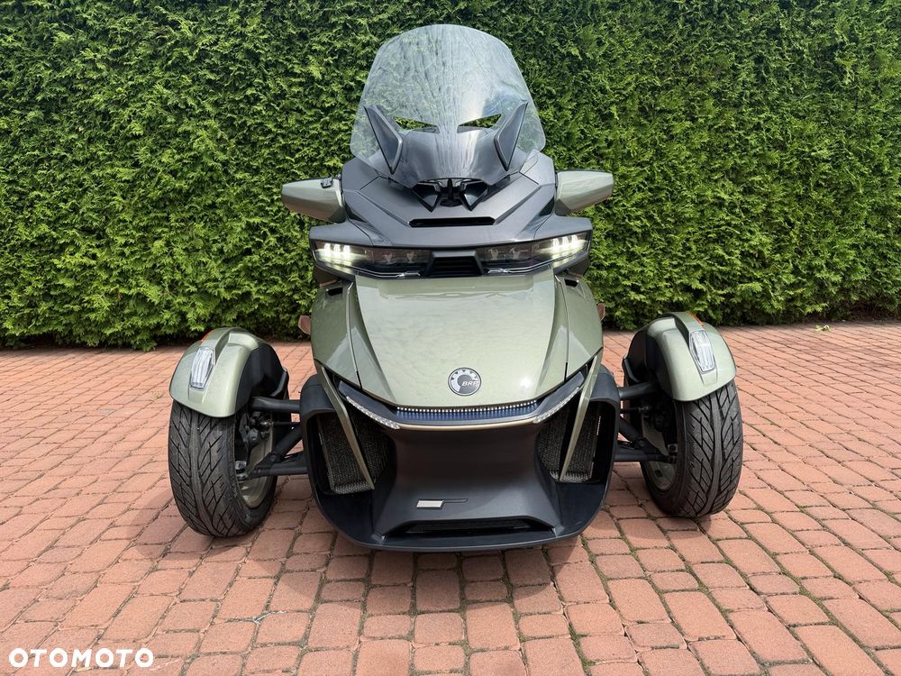 Can-Am Spyder - 3