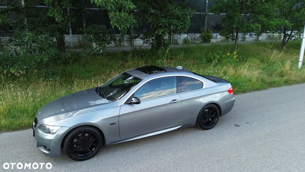 BMW Seria 3 325i - 6