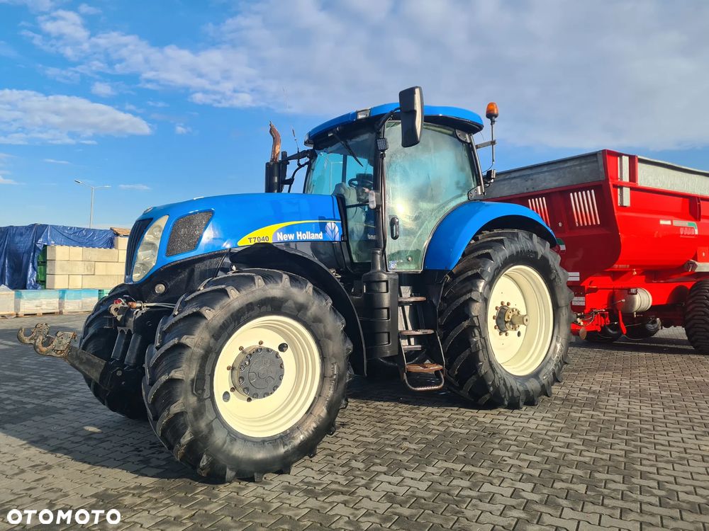 New Holland T7040 AutoCommand - 2