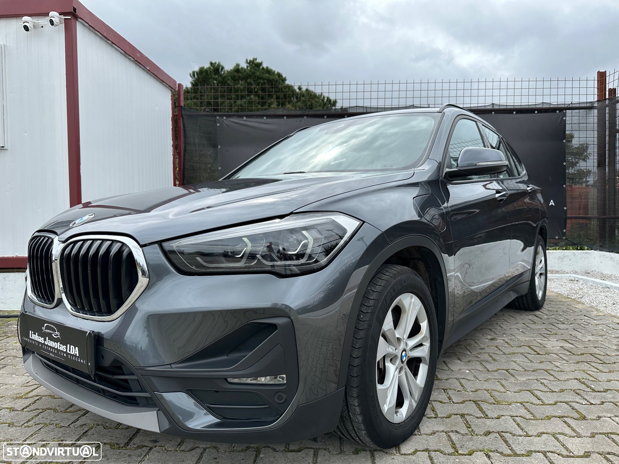 BMW X1 25 e xDrive - 1