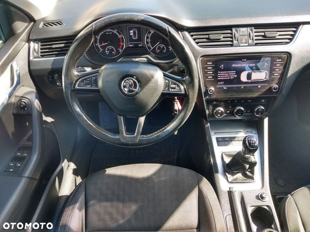 Skoda Octavia - 10