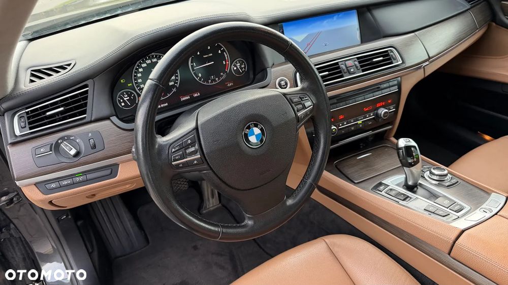BMW Seria 7 730d - 6