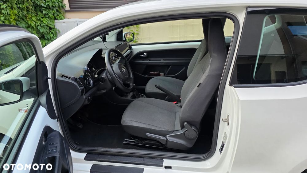 Volkswagen up! 1.0 move - 8