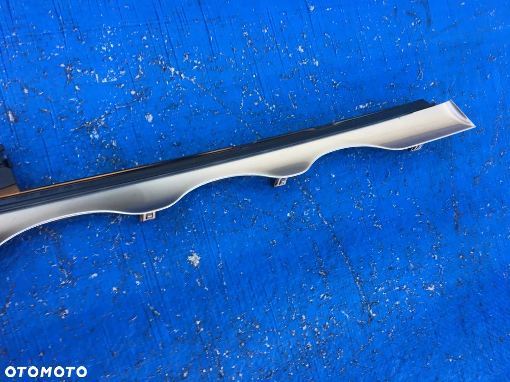 Mercedes C Klasa W206 Listwa Ozdobna Dekor Konsoli Led A2066801502 - 3