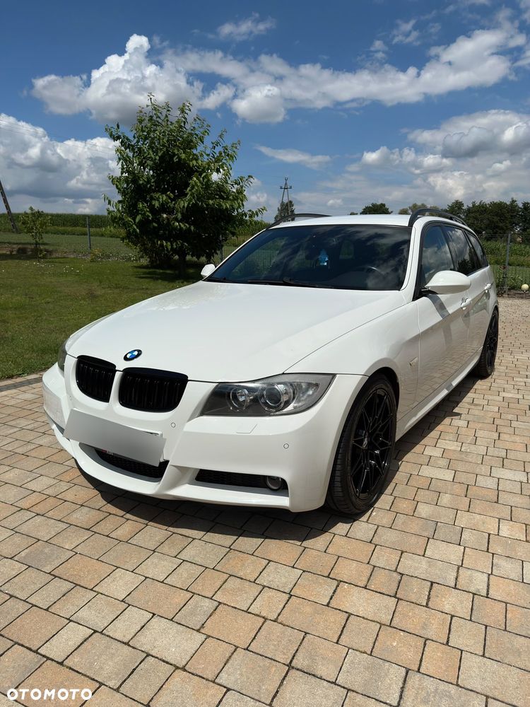 BMW Seria 3 325i - 3