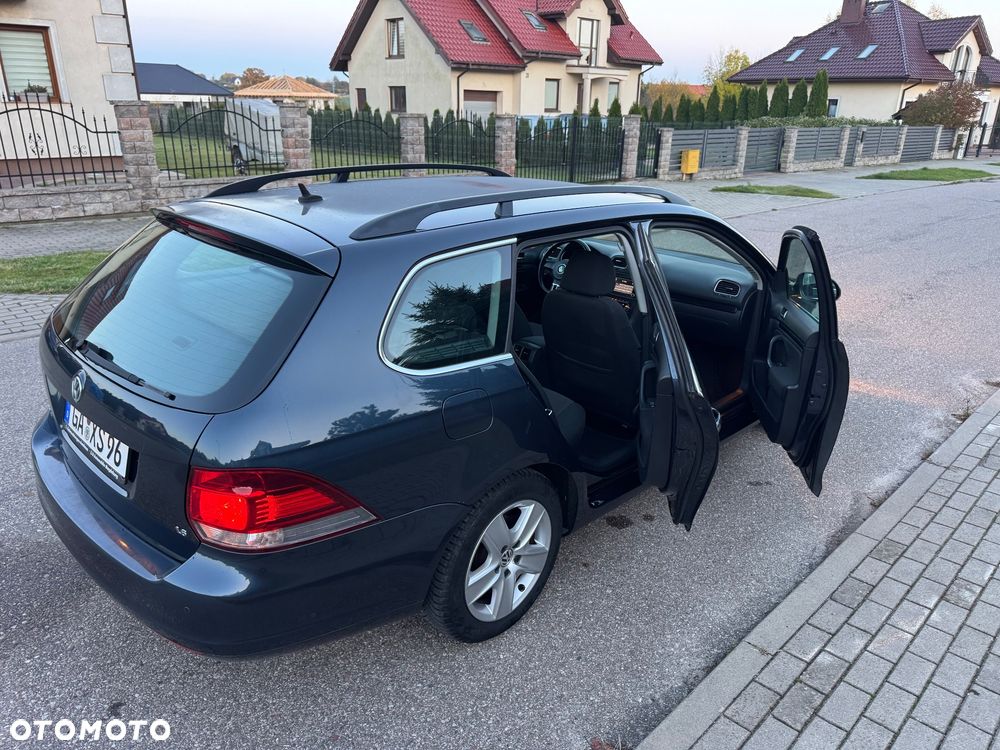 Volkswagen Golf - 35