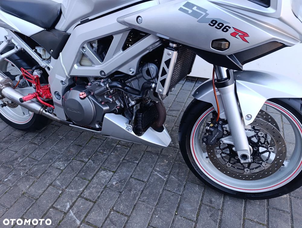 Suzuki SV - 23