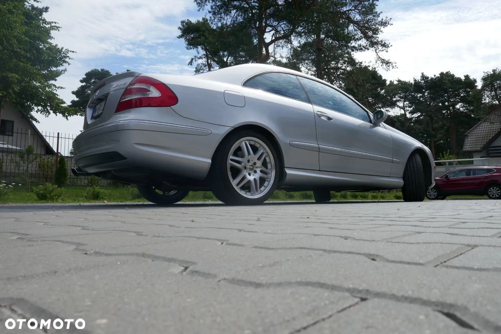 Mercedes-Benz CLK - 5