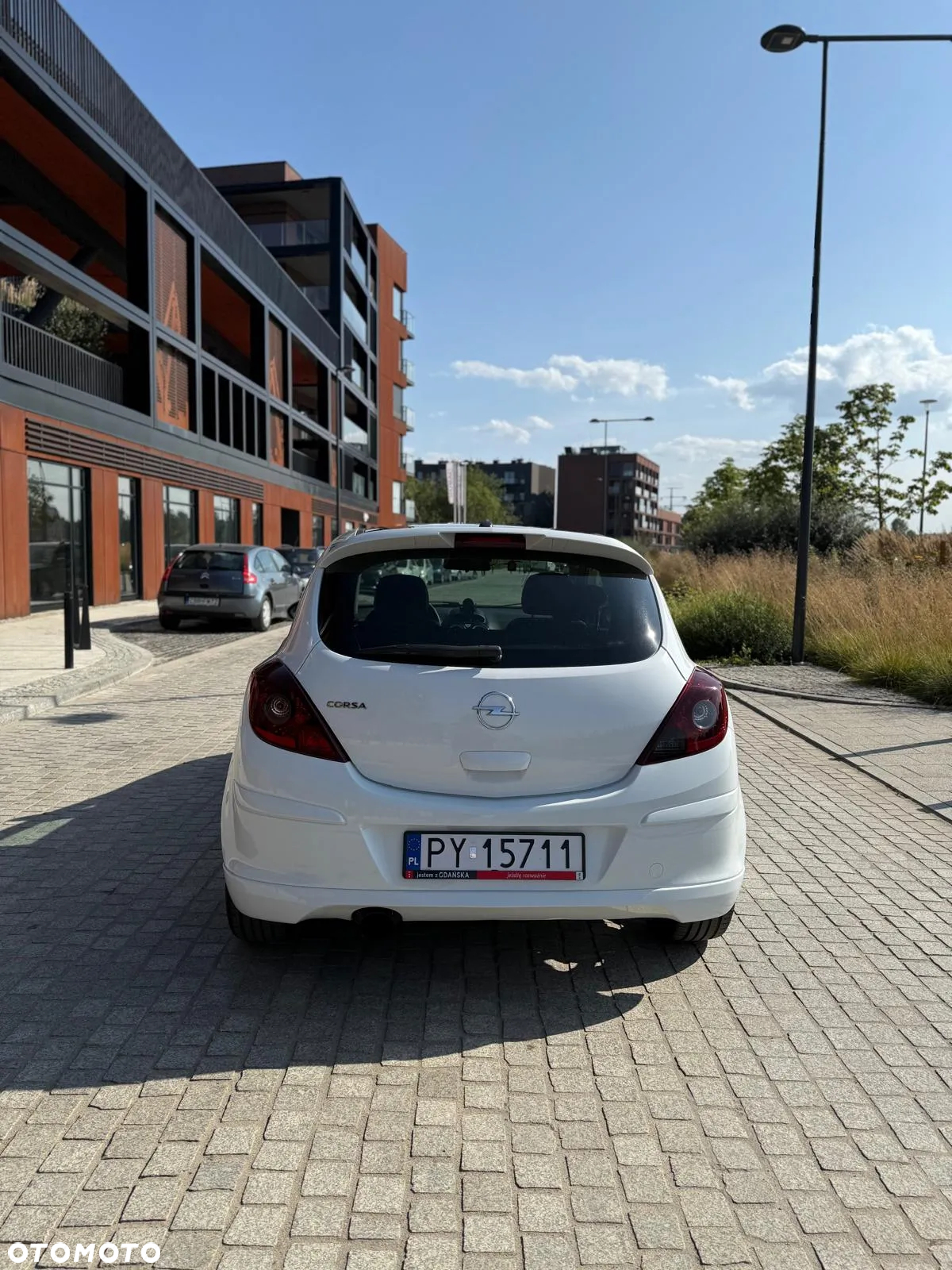 Opel Corsa 1.4 16V Limited Edition - 8
