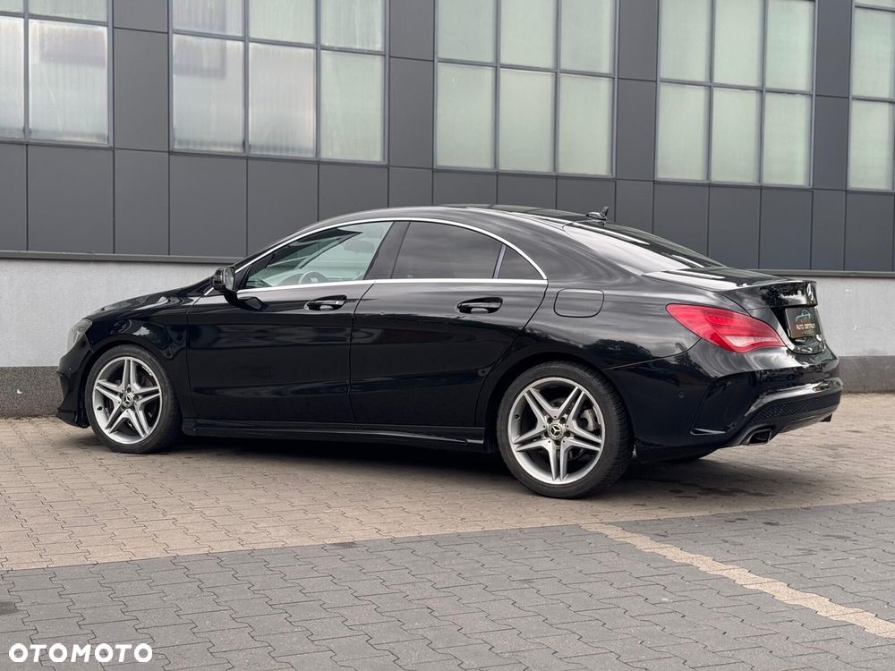Mercedes-Benz CLA 200 7G-DCT AMG Line - 17