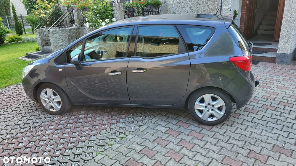 Opel Meriva 1.4 T Cosmo - 11
