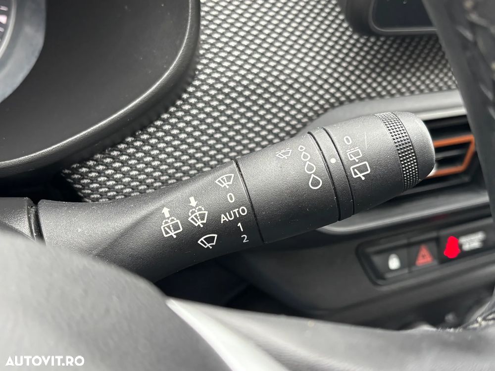 Dacia Sandero TCe 90 CVT Expression - 18