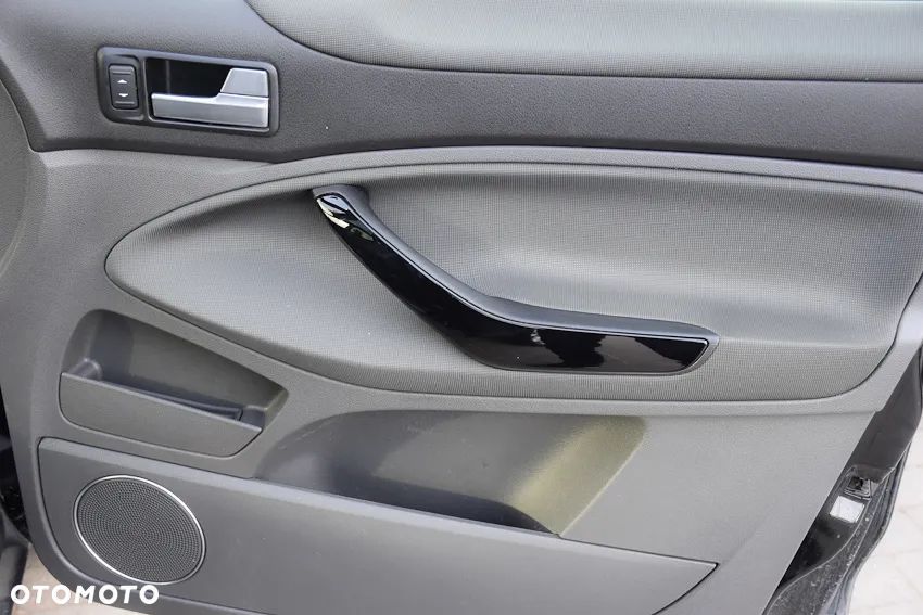 Ford Kuga 2.0 TDCi 4x4 Individual - 22