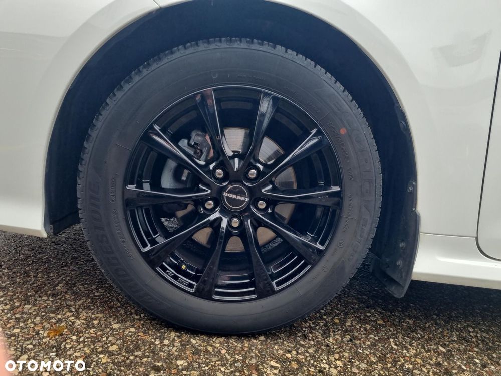 Toyota Corolla 1.5 Comfort - 24