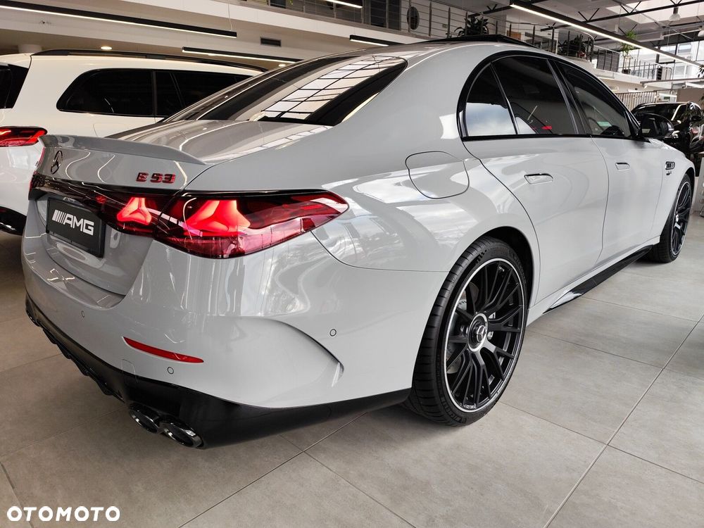 Mercedes-Benz Klasa E - 3