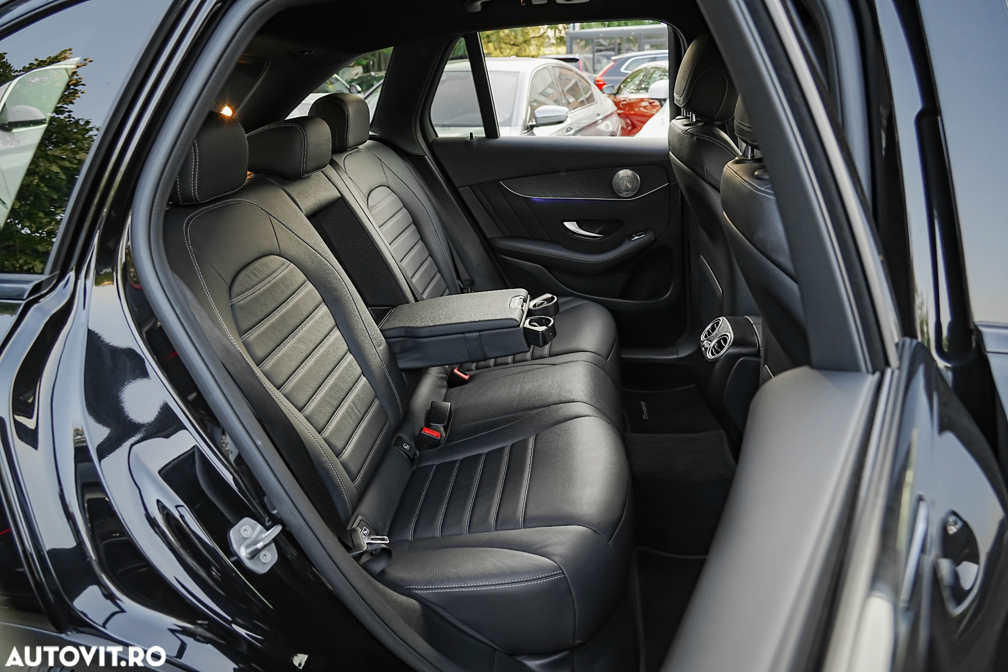 Mercedes-Benz GLC 200 4Matic 9G-TRONIC AMG Line - 24