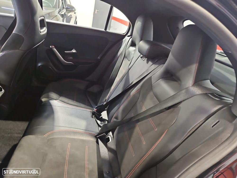 Mercedes-Benz A 160 d AMG Line - 9