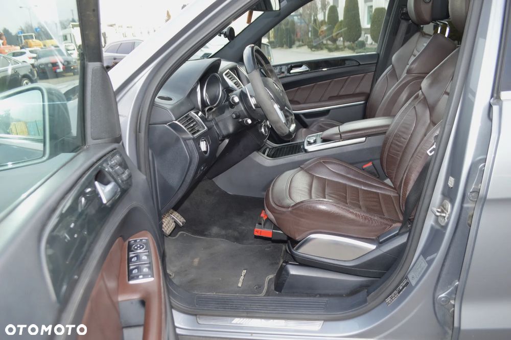 Mercedes-Benz GL 63 AMG - 8