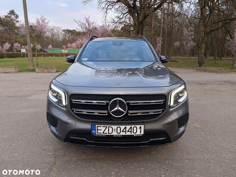 Mercedes-Benz GLB 200 7G-DCT - 1