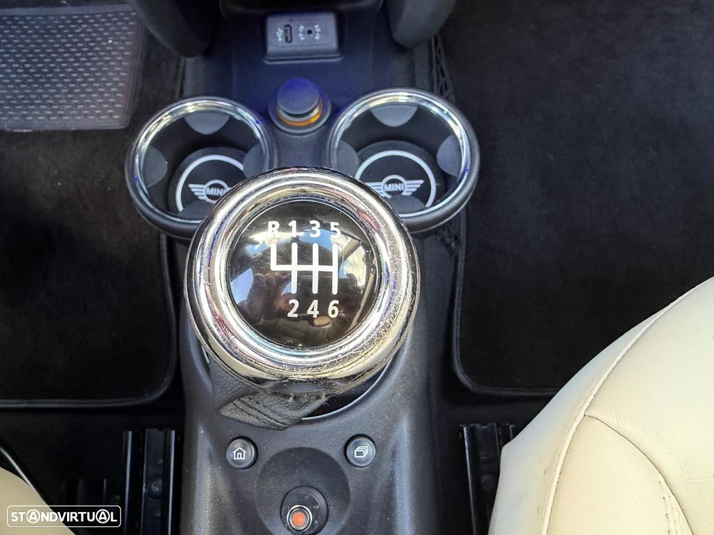 MINI 3 Portas Cooper D - 22