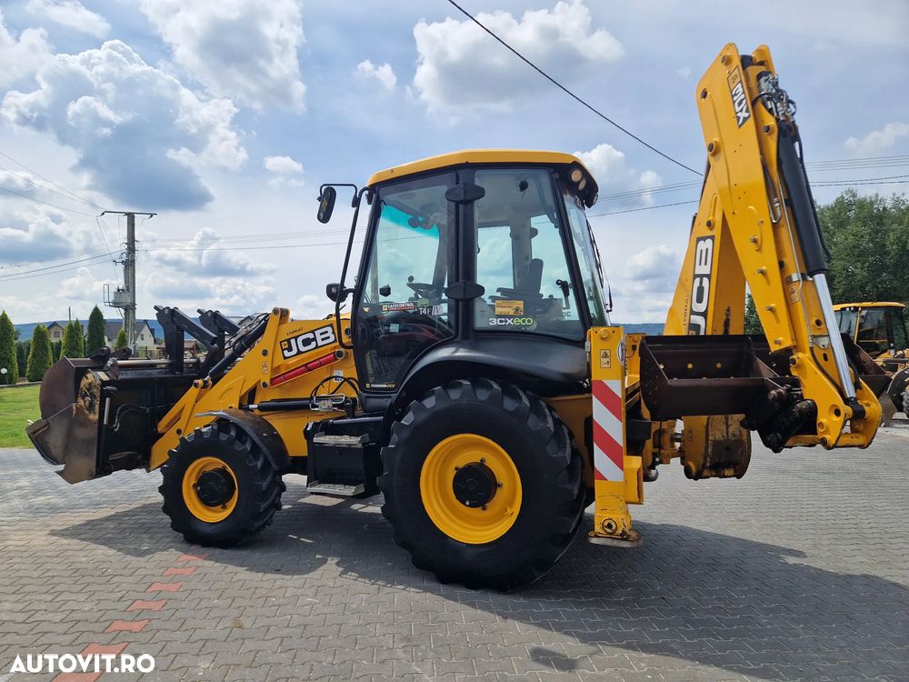 JCB 3cx - 11