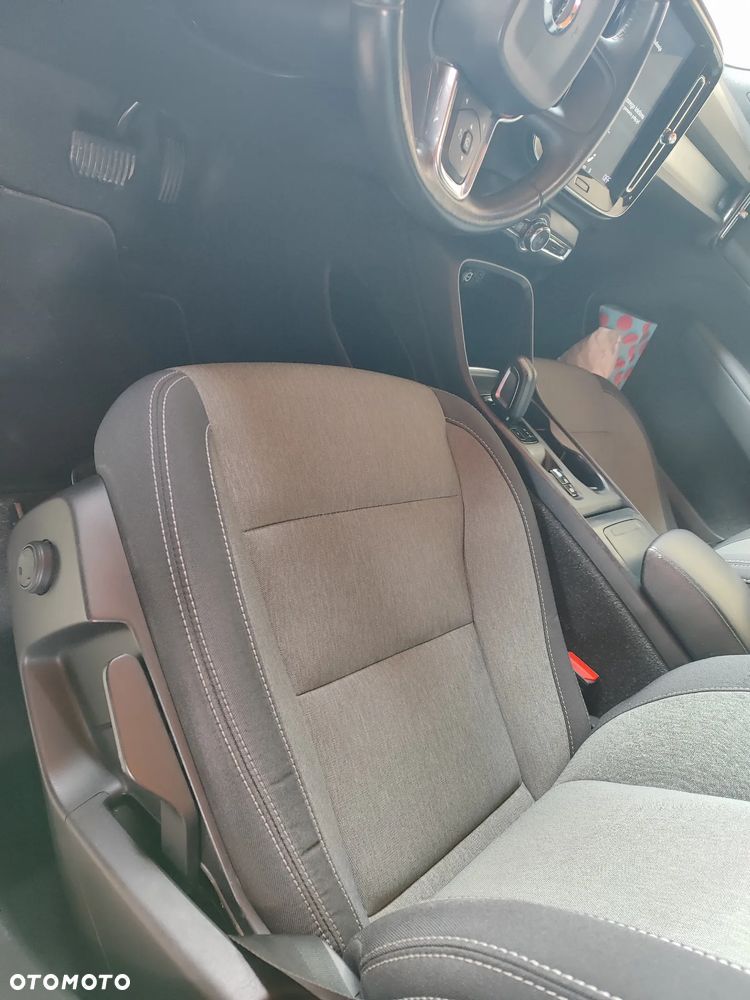 Volvo XC 40 D3 Momentum Pro - 17