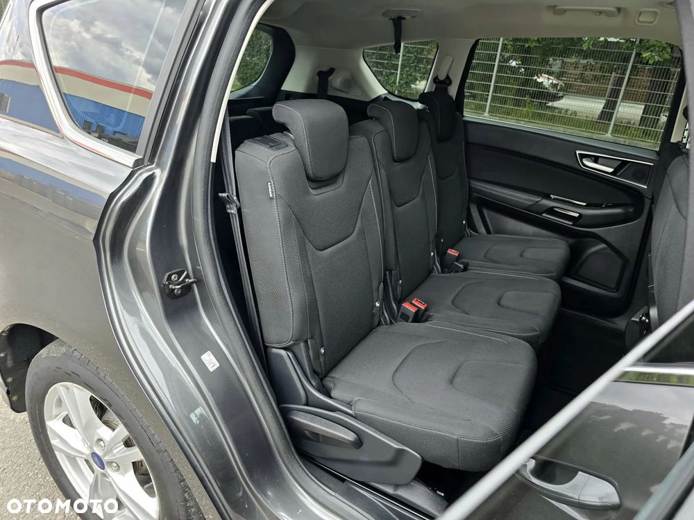 Ford S-Max 2.0 EcoBlue Titanium - 36