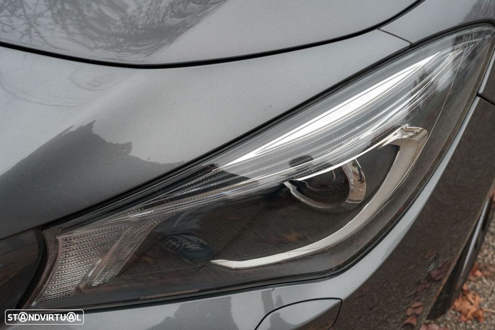 Mercedes-Benz CLA 200 Shooting Brake d Urban - 15