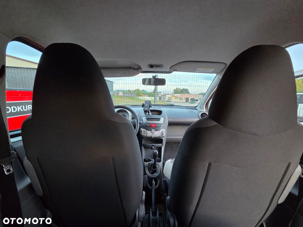 Toyota Aygo - 11
