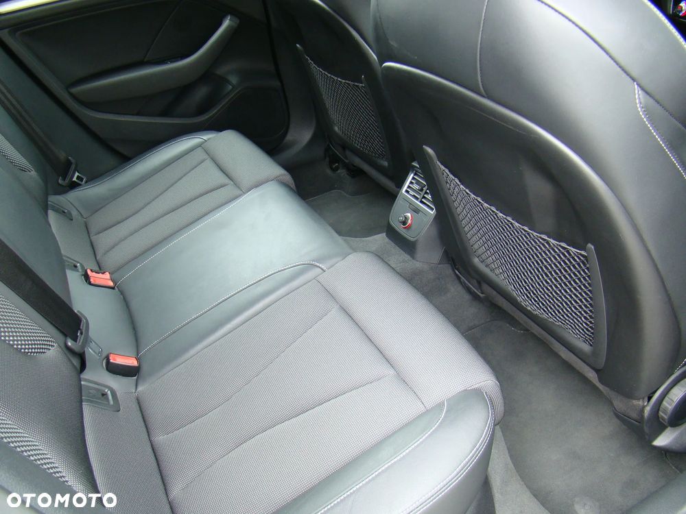 Audi A3 Sportback 2.0 TDI (clean diesel) S line Sportpaket - 31