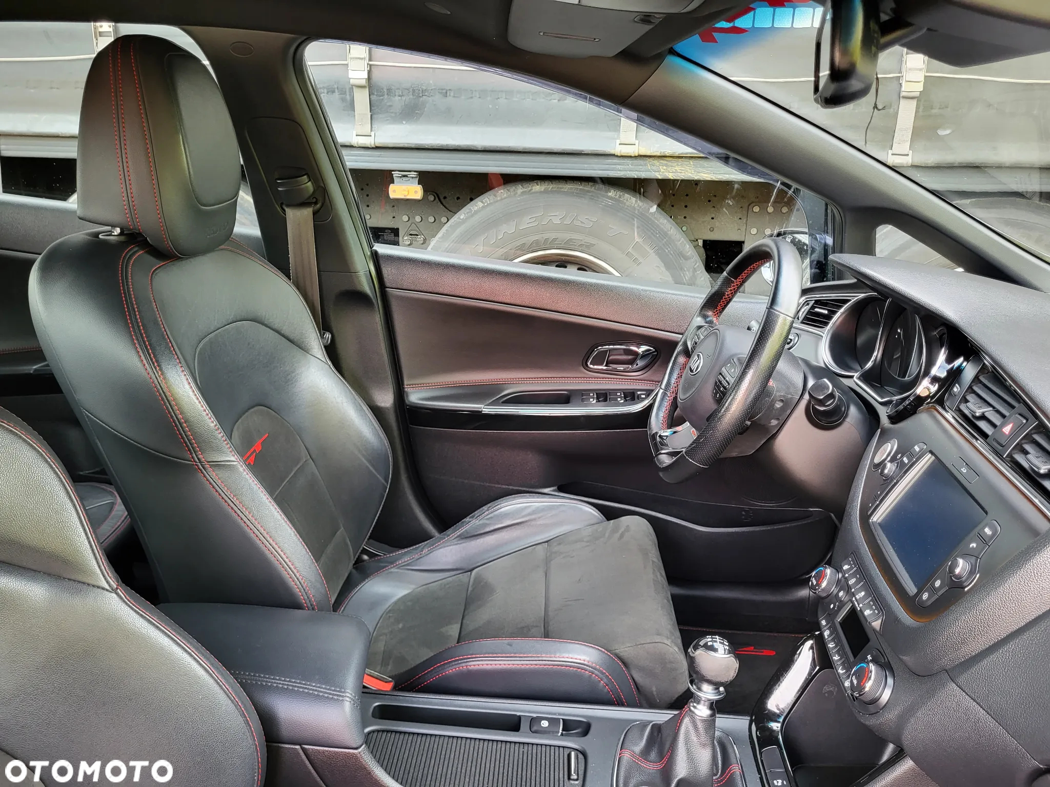 Kia Ceed 1.6 T-GDI GT-Challenge - 31