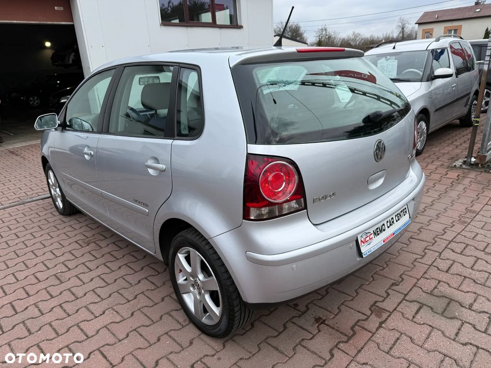 Volkswagen Polo - 7