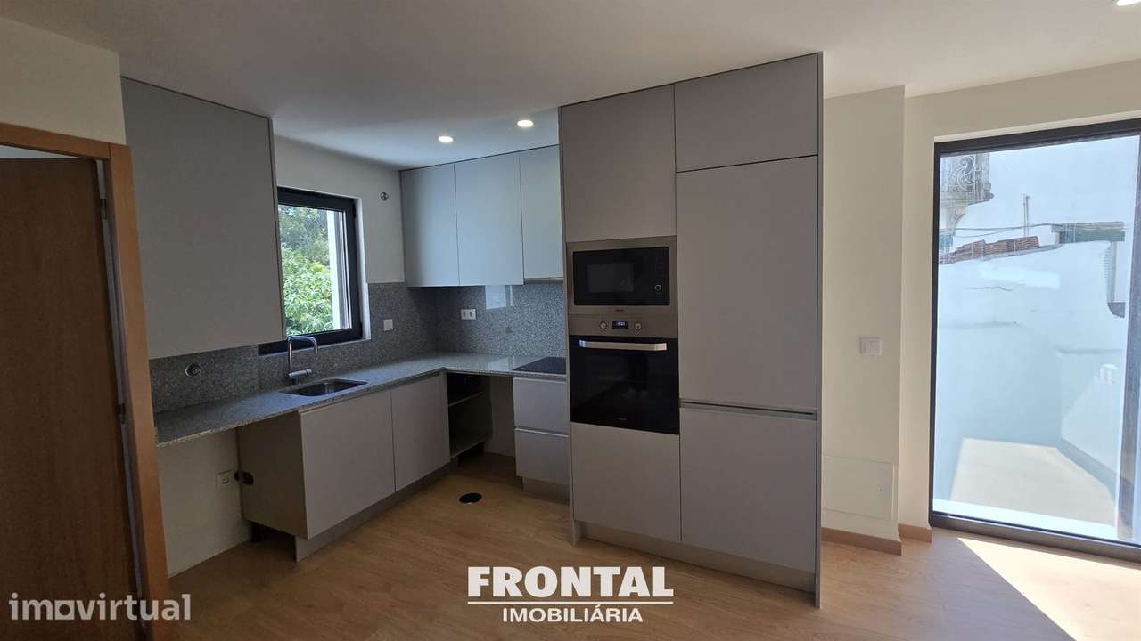 Apartamento T1 remodelado ao Polo Universitário, Arrendamento - Grande imagem: 5/15