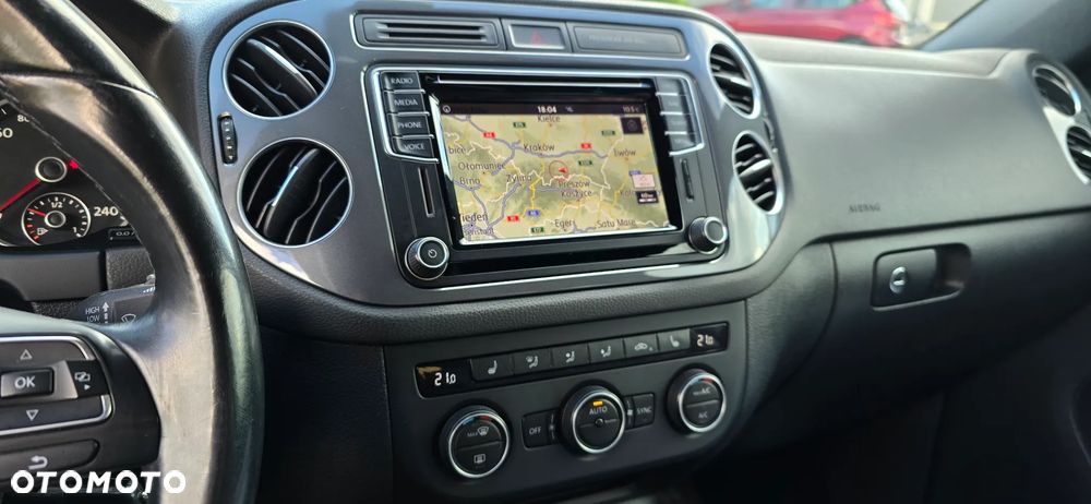Volkswagen Tiguan 2.0 TDI SCR 4MOTION BlueMotion Technology Sport & Style - 37