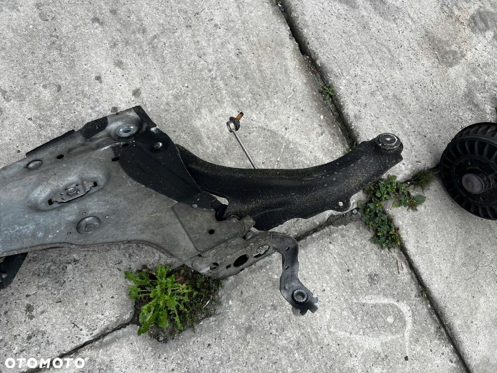 WÓZEK BELKA SANKI ZAWIESZENIE PRZÓD RENAULT CAPTUR I PRZEDLIFT 0.9 TCE - 6