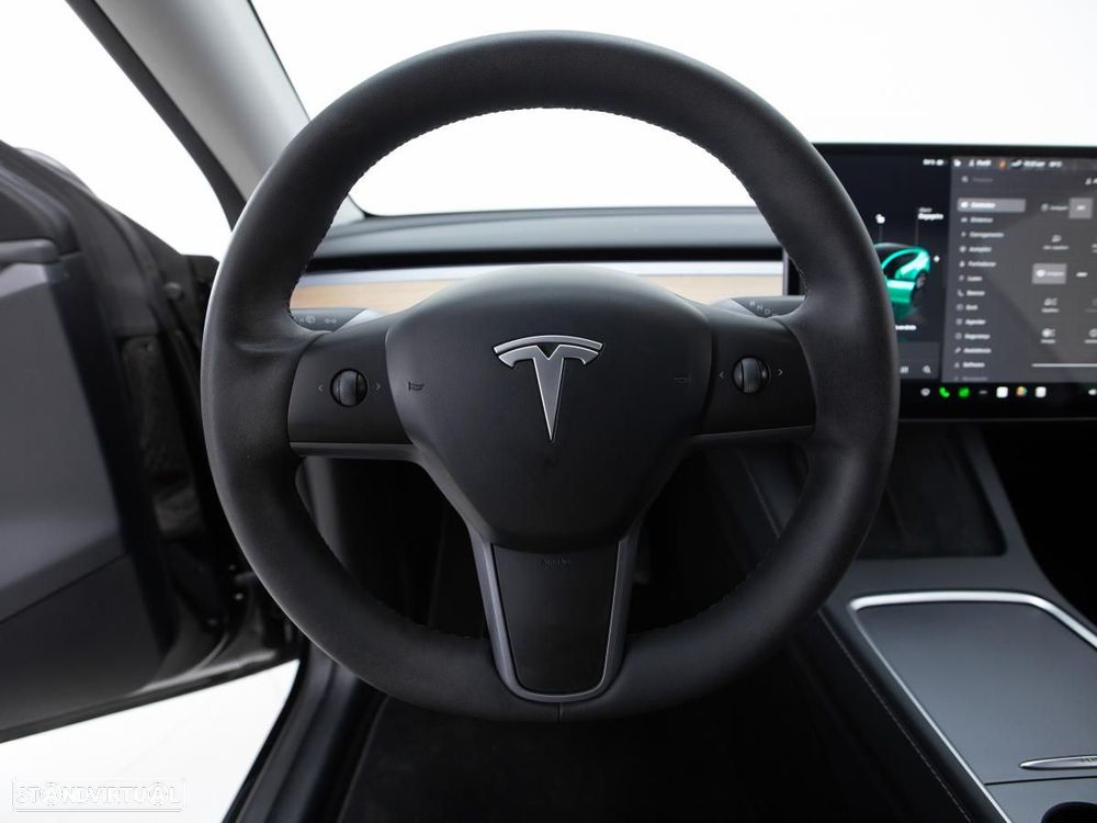 Tesla Model Y Performance Dual Motor AWD - 20