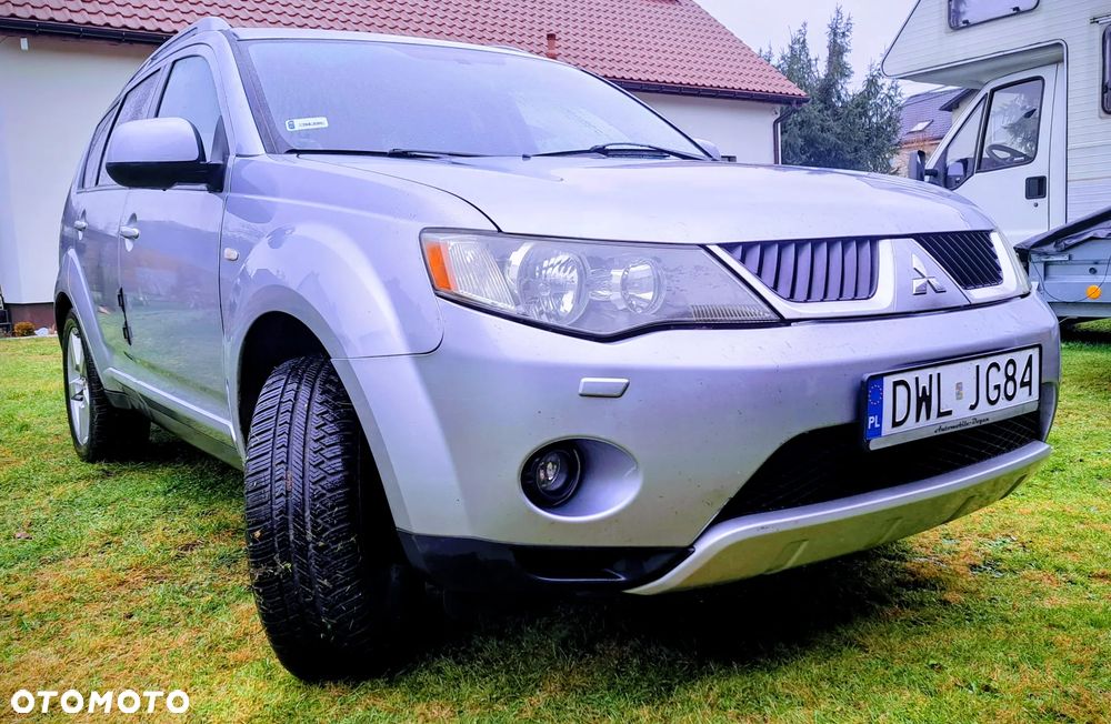 Mitsubishi Outlander 2.0 DID Intense + - 2
