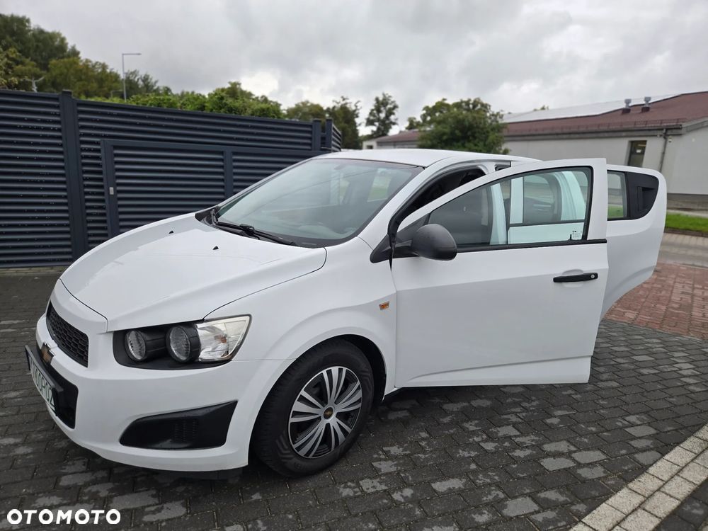 Chevrolet Aveo 1.2 LS - 29