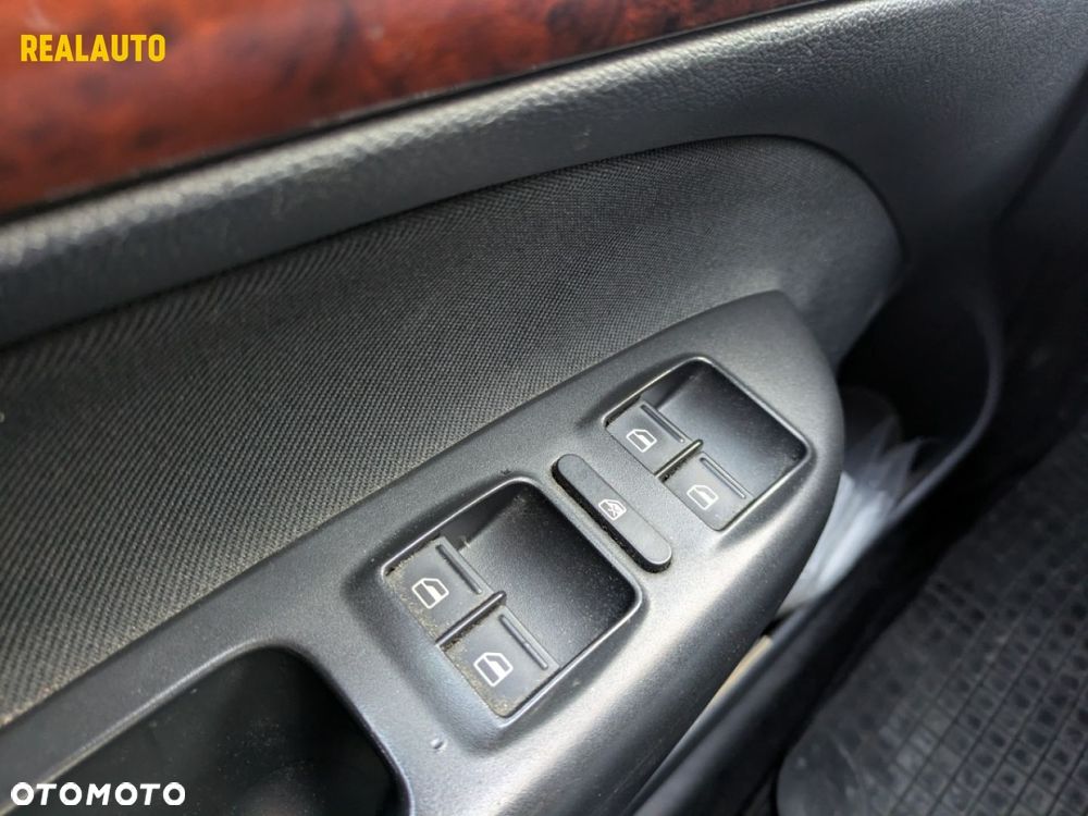 Skoda Octavia 2.0 TDI DPF 4x4 Elegance - 19