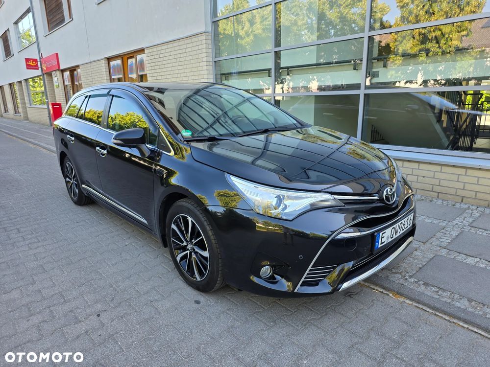 Toyota Avensis - 9