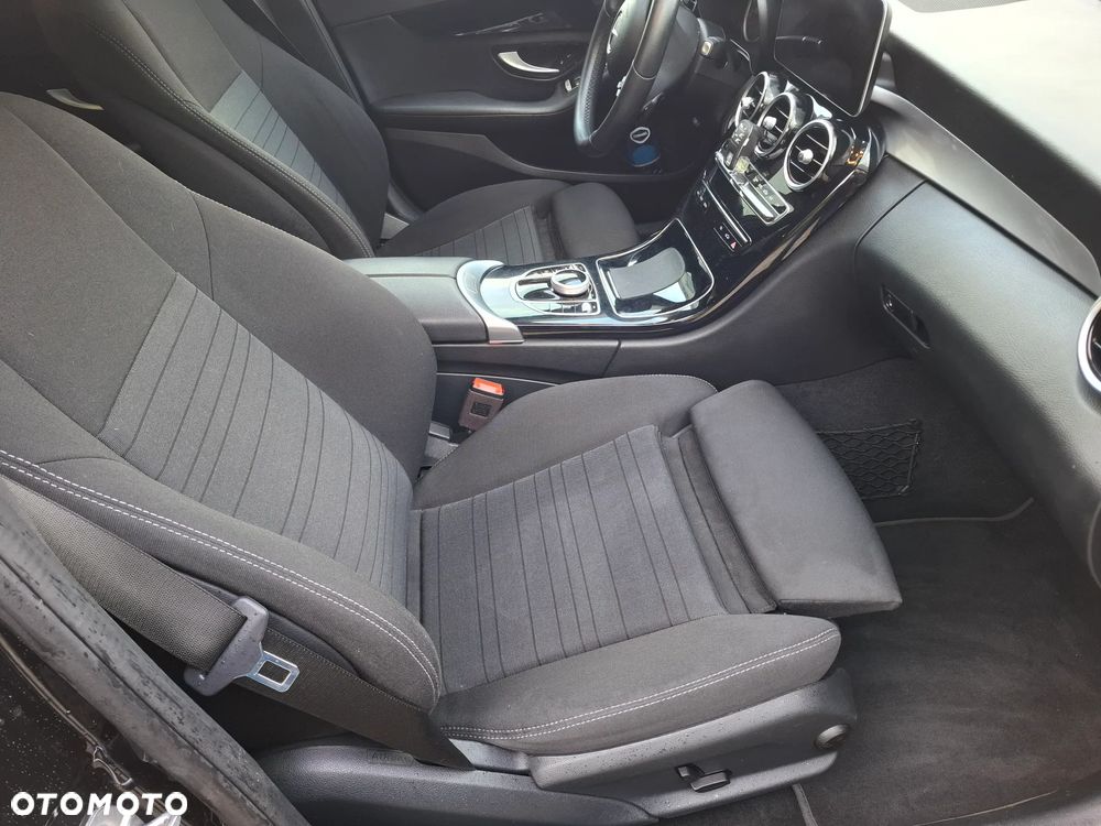 Mercedes-Benz Klasa C - 23