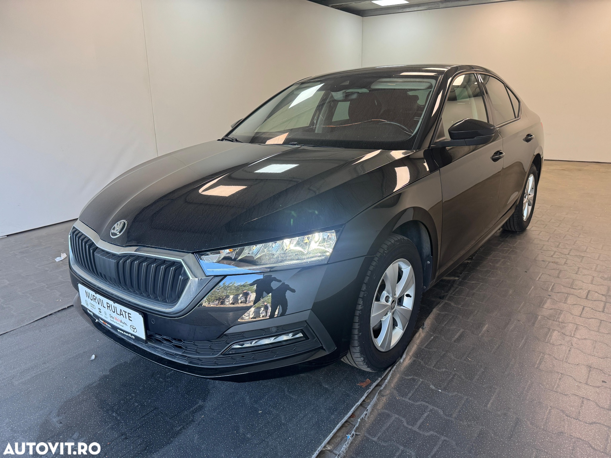 Skoda Octavia 2.0 TDI DSG Ambition - 9