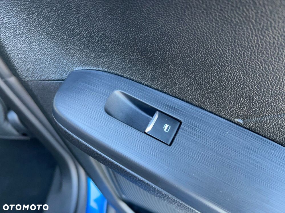 Ford Kuga - 20