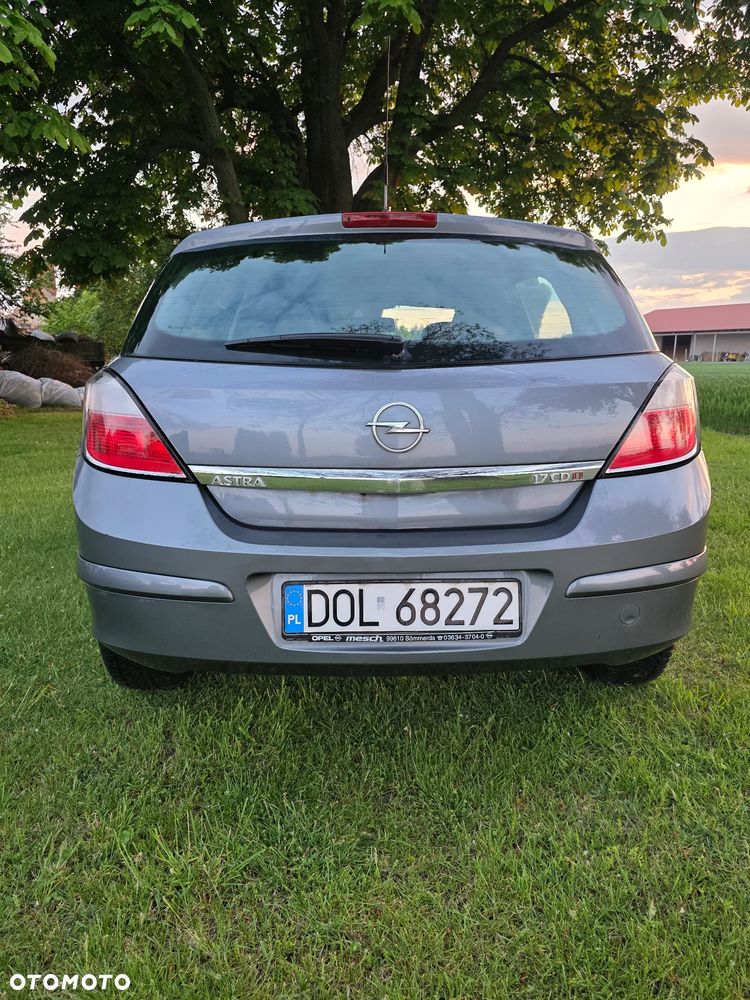 Opel Astra 1.7 CDTI Elegance - 3